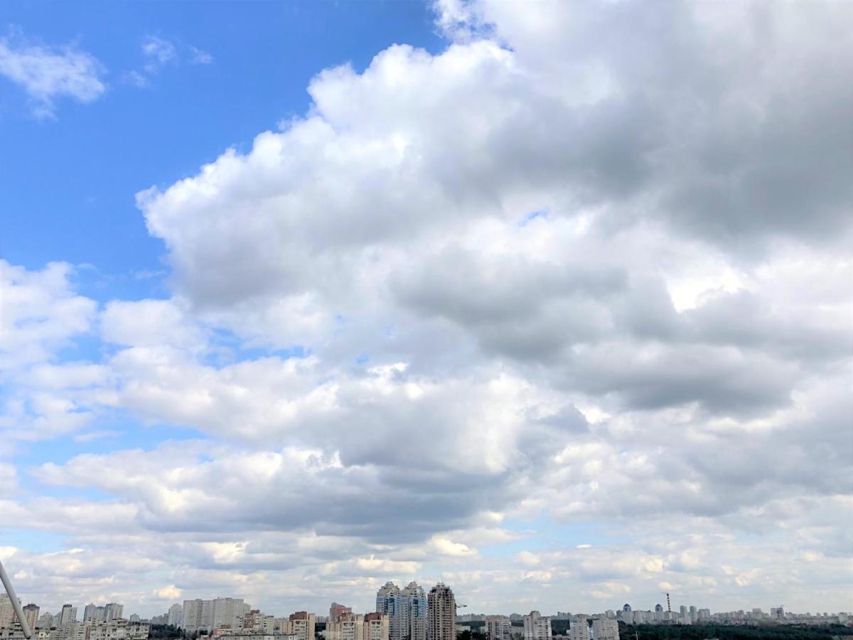 Vip Апартаменти З Видом На Озеро Kiev Bagian luar foto